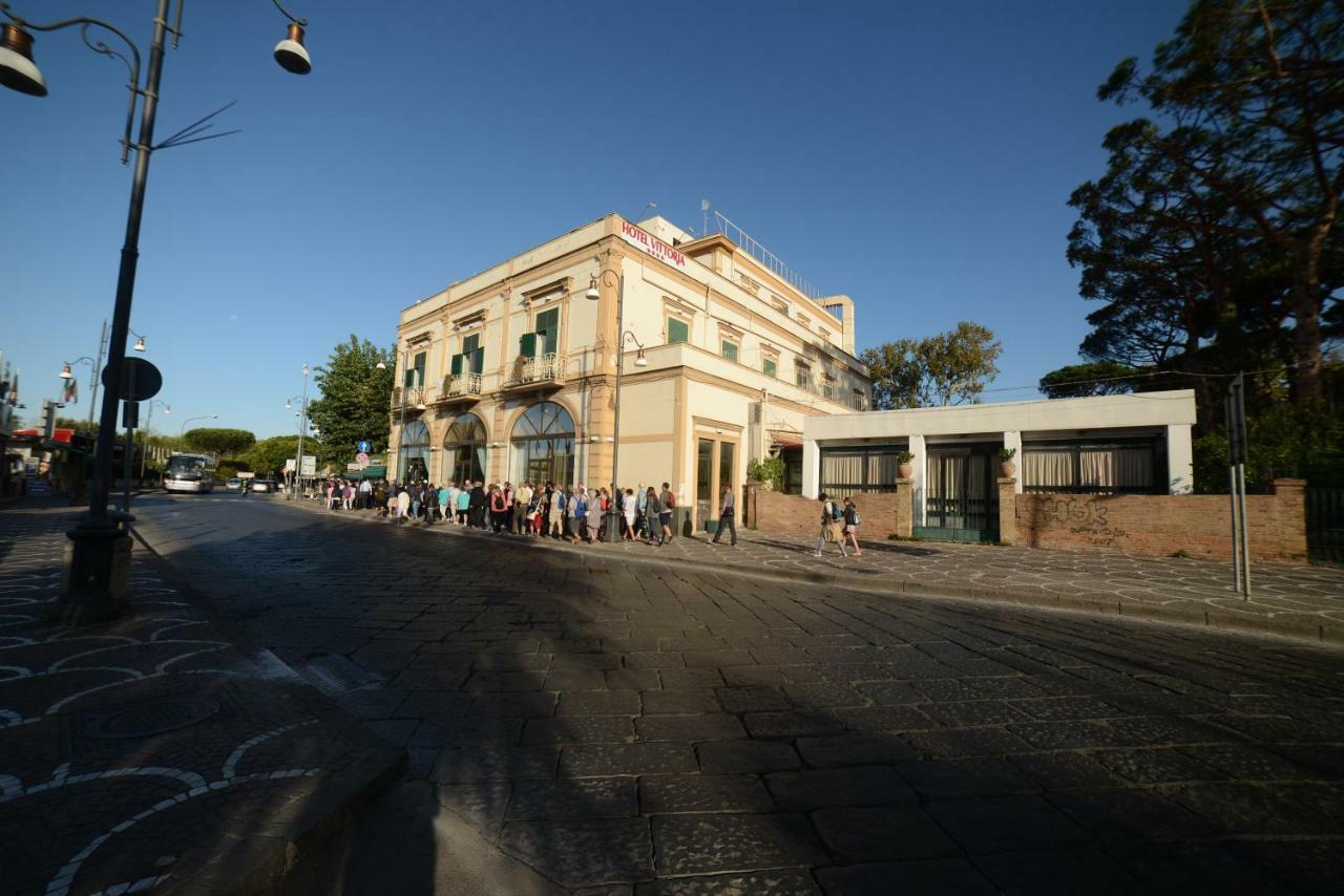 Hotel Vittoria Pompei Exterior photo